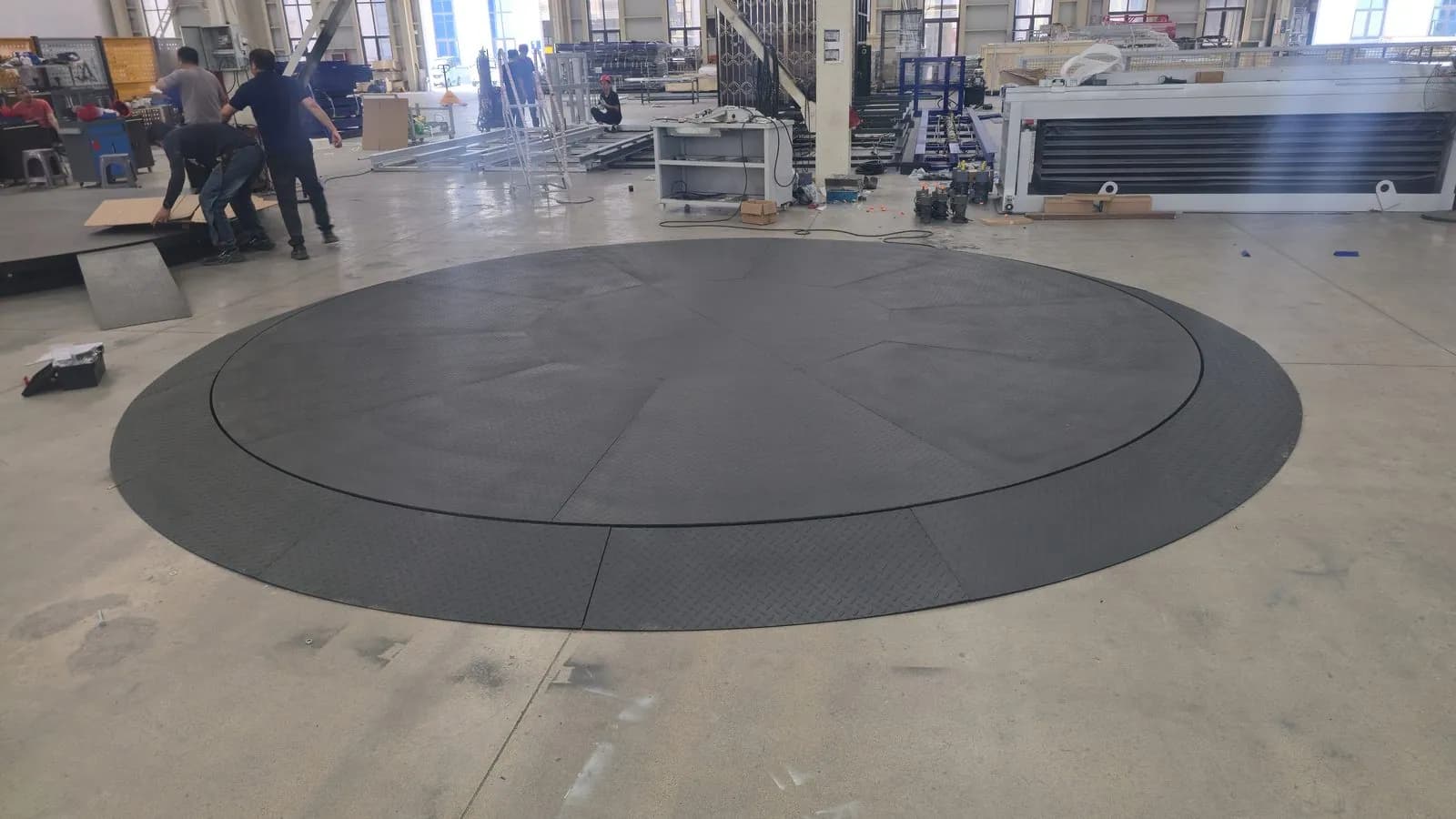 Huanyu workshop functional test reference for a vehicle turntable